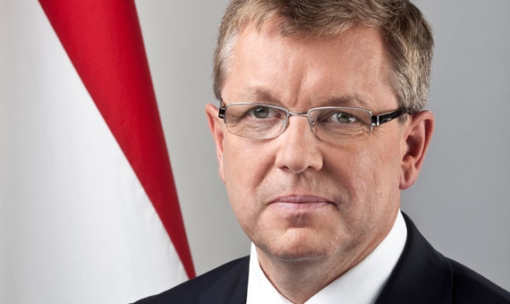 Matolcsy György, MNB elnök: Jöhetnek az elbocsátások?